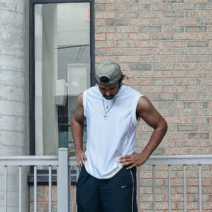 Meet your Posher, Binto